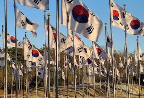 독립기념관 태극기광장에 설치된 태극기가 바람에 펄럭이고 있다. (독립기념관 웹싸이트 발췌)