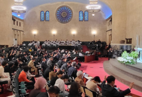 지난 2022년, 5월5일, 나성순복음교회에서 열렸던  71회 국구기도의 날 기도회 모습이다. “국가기도의 날” 은 한국전쟁이 한참이던 1952년, 미국의 트루먼 대통령에 의해 선포 된 후 매년 국가의 당면 문제를 놓고 기도해 온 미국의 전통이며 1988년, 레이건 대통령 시절, 매년 5월 첫번째 목요일을 지정, 선포하면서 지켜지고 있다.  